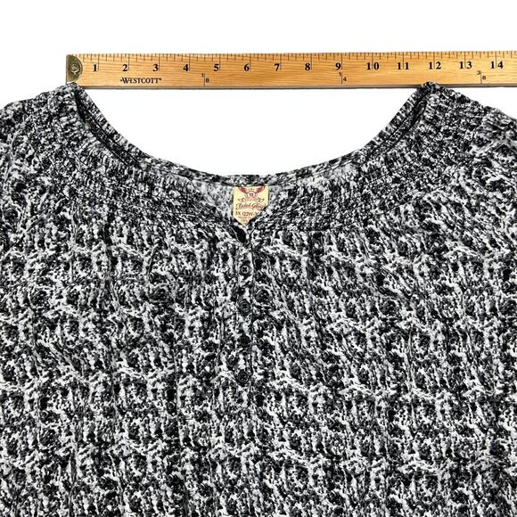 Faded Glory Abstract Print Blouse Top Raglan Style 3/4 Sleeves Black White 3X - Picture 7 of 11